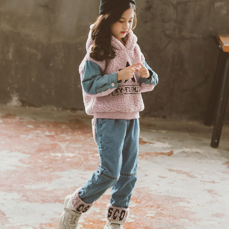Kids Brand Clothing Suit Girls Luxury Warm Clothing Sets Letter and Star Print Two-piece Sets New Fashion Styel Sportswear 2020 Fall, Pink
Kids Brand Clothing Suit Girls Luxury Warm Clothing Sets Letter and Star Print Two-piece Sets New Fashion Styel Sportswear 2020 Fall, Pink