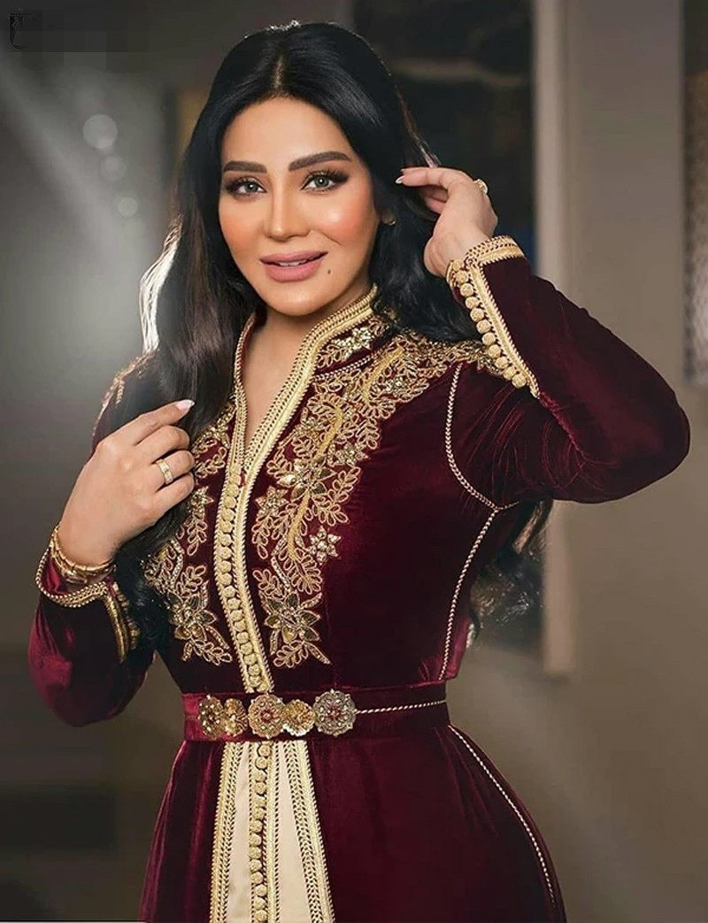 Moroccan Caftans Burgundy Formal Dress A-line Long Sleeves Evening Gowns Floor-Length Velour Vintage Party Dress with Embroidery