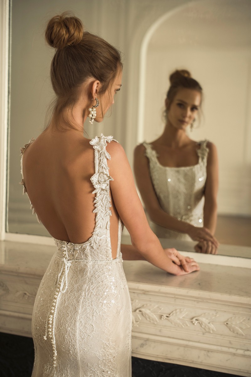 sexy sequins a line wedding dresses elegant scoop lace applique bridal gowns custom made backless floor length bride dresses