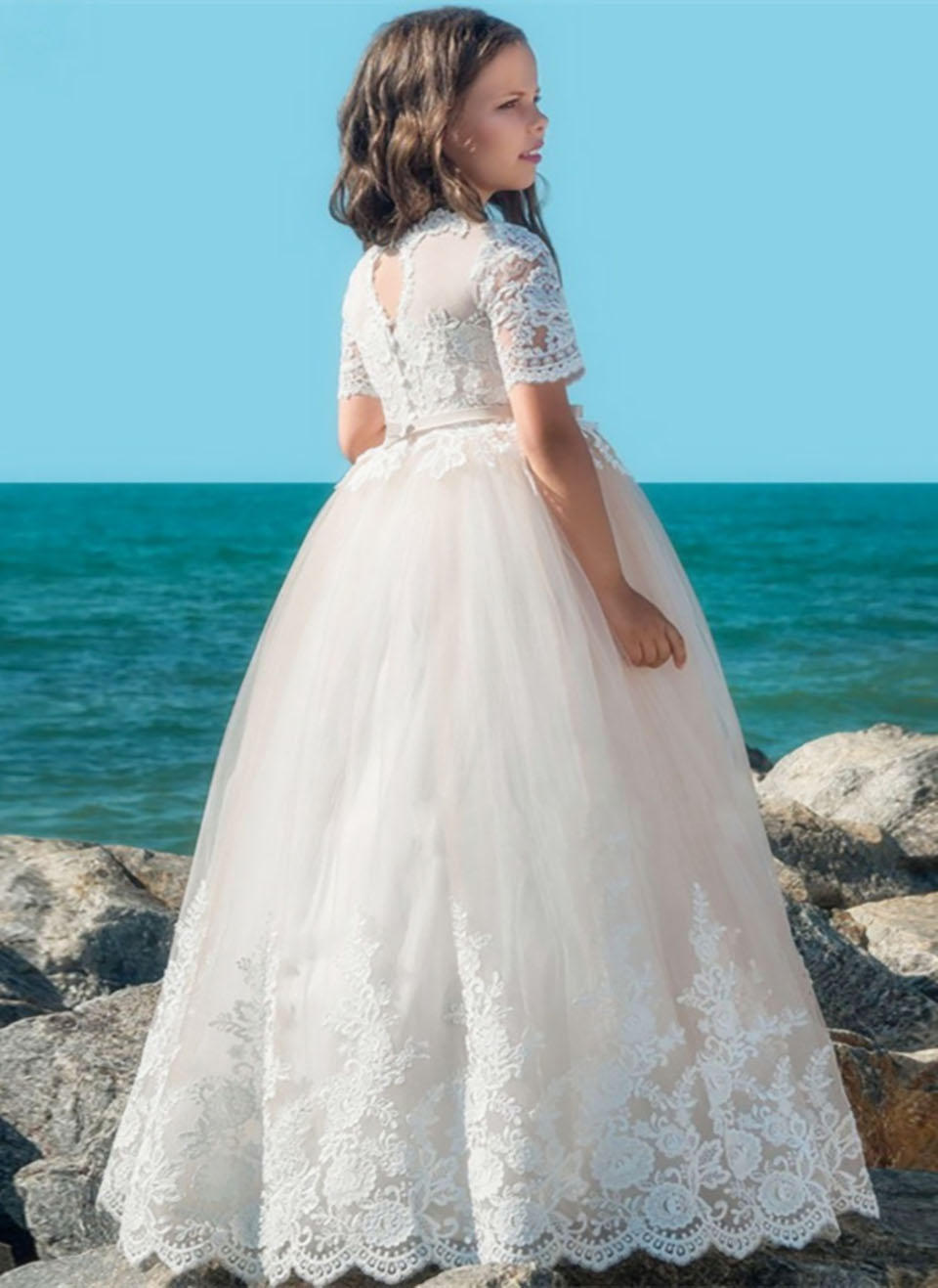 Flower Girl Dresses Shorrt Sleeves Lace Applique Tulle Kids Prom Floor Length Gowns For Weddings First Communion Dresses