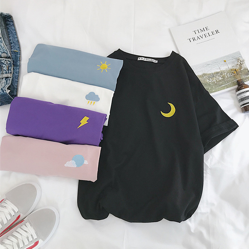 Korean cartoon Moon print Loose All-match t shirt summer Short Sleeve Simple T-shirts Women harajuku Kawaii tshirt vintage tops, 74-02
Korean cartoon Moon print Loose All-match t shirt summer Short Sleeve Simple T-shirts Women harajuku Kawaii tshirt vintage tops, 74-02