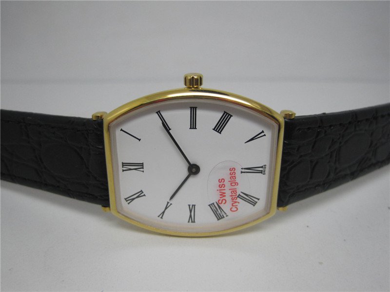 New fashion women watch quartz watches luxury watch classic business wristwatch leather strap lg09