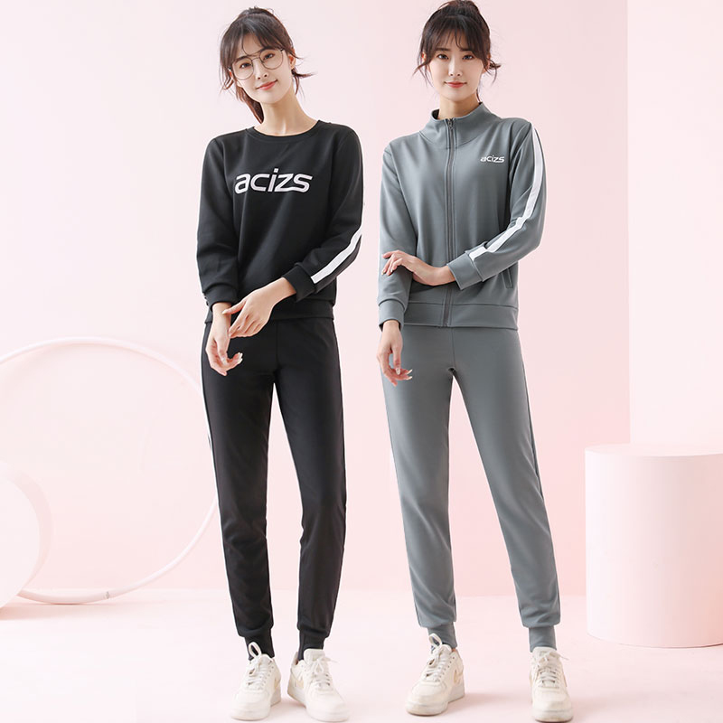 women' tracksuit yoga set long sleeve zipper sport suit two piece set running tights workout for woman gym clothes 2020, Black
women' tracksuit yoga set long sleeve zipper sport suit two piece set running tights workout for woman gym clothes 2020, Black
