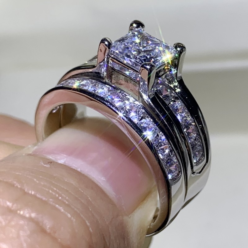 Victoria Top Selling Couple Rings Vintage Jewelry 925 Sterling Silver Princess Cut White Sapphire CZ Diamond Women Wedding Bridal Ring Set