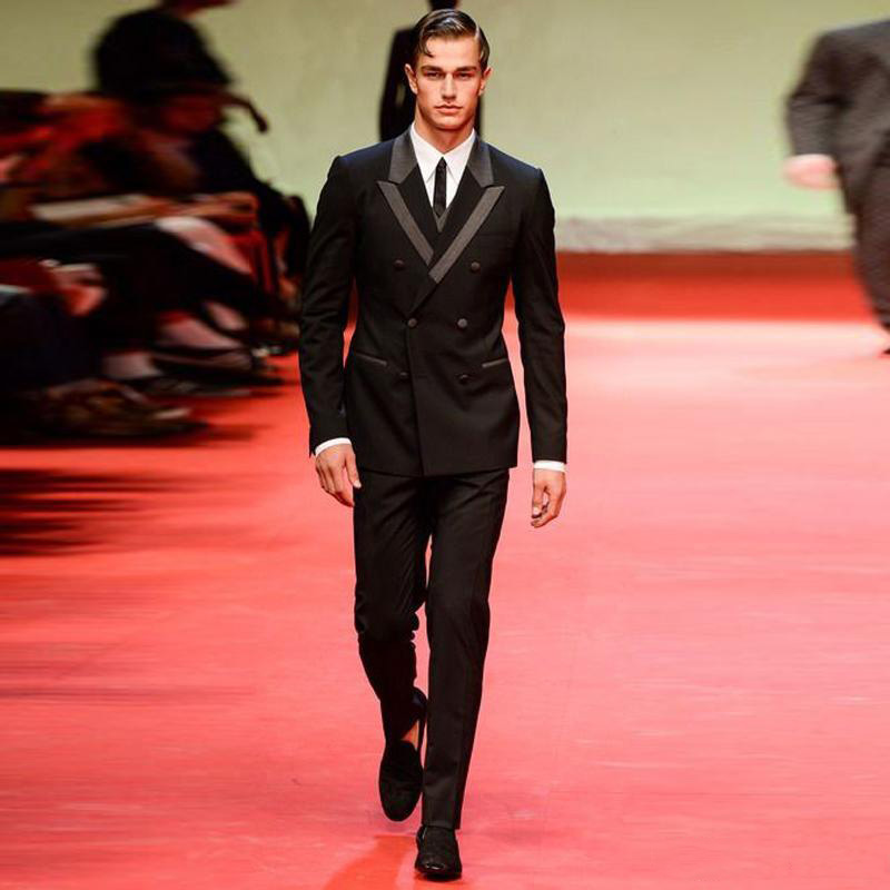 Fashion Peaked Lapel Men Suits Two Pieces (Blazer+Pant) Formal Banquet Wear With Peaked Lapel Double Breasted Business Suits