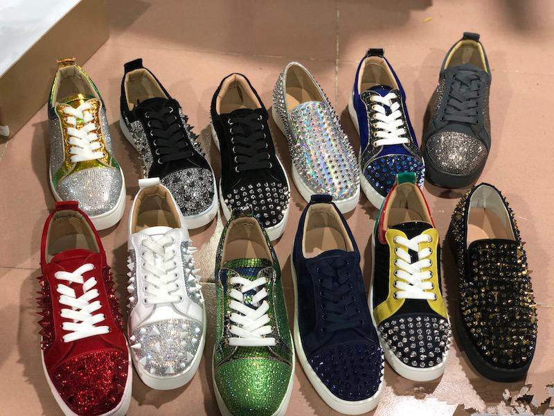 Red Bottom shoes Luxury Designer junior spikes men trainers 100% real Leather Suede Spike Crystal Wedding Party shoes Low Top Flats hot sale, Black
Red Bottom shoes Luxury Designer junior spikes men trainers 100% real Leather Suede Spike Crystal Wedding Party shoes Low Top Flats hot sale, Black