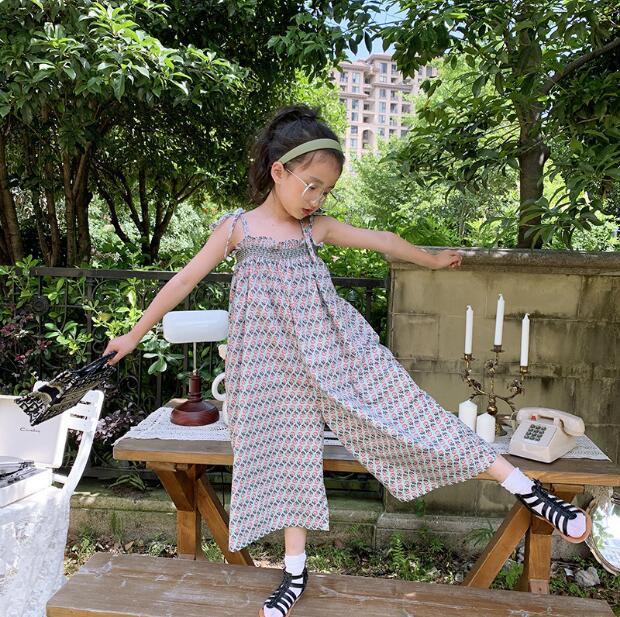 2020 new wholesale girls chiffon printed overalls summer fashion girls wide pants 4-9t F423, Blue
2020 new wholesale girls chiffon printed overalls summer fashion girls wide pants 4-9t F423, Blue