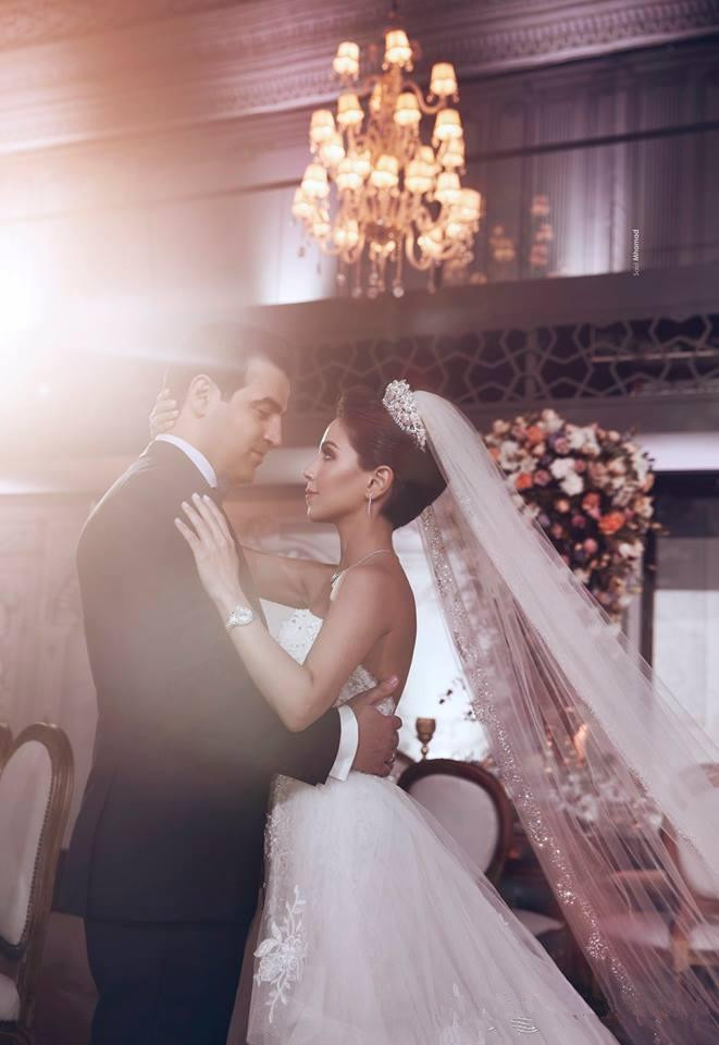 2019 Mermaid Wedding Dresses With Detachable Train Sweetheart Lace Appliqued Sequins Country Wedding Dress Sweep Train Arabic Bridal Gowns