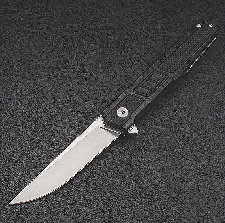 Drop shipping 2 Handle Colors Ball Bearing Flipper Folding Knife D2 Satin Blade Fast Open Survival Folding Knives EDC Pocket Knives
Drop shipping 2 Handle Colors Ball Bearing Flipper Folding Knife D2 Satin Blade Fast Open Survival Folding Knives EDC Pocket Knives