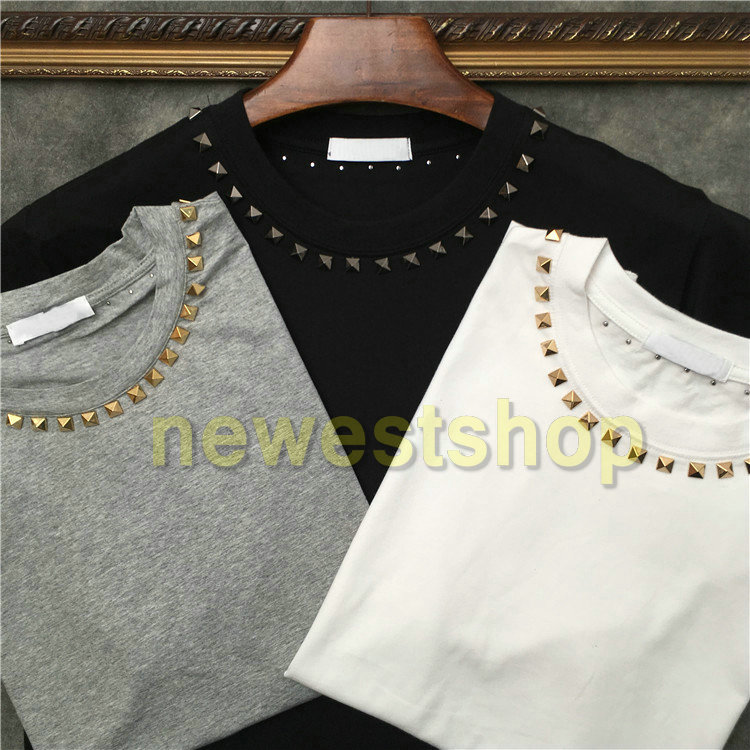 2021 hotselling summer tag clothing mens short sleeve t shirt metal star neck t shirt Designer t shirts women unsex casual tee tops, Black 
2021 hotselling summer tag clothing mens short sleeve t shirt metal star neck t shirt Designer t shirts women unsex casual tee tops, Black