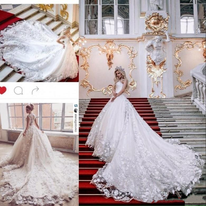 Luxury 3D Floral Appliques Wedding Dresses A Line Lace Sheer Jewel Neck Sexy Bridal Gowns Tulle Chapel Long Train Wedding Dress