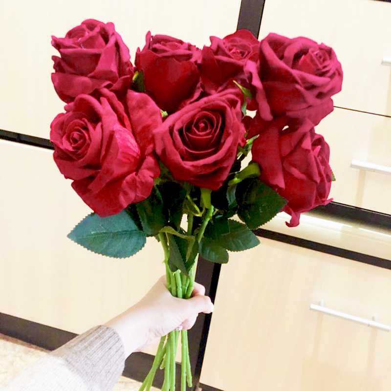 1/2Pcs Real Touch Fake Flower White Red Realistic Rose Artificial Flower Silk Rose DIY Bouquet Weding Birthday Party Home Decor, F09-dark red
1/2Pcs Real Touch Fake Flower White Red Realistic Rose Artificial Flower Silk Rose DIY Bouquet Weding Birthday Party Home Decor, F09-dark red