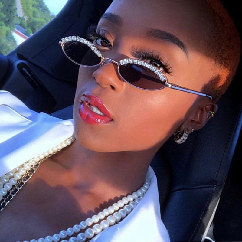 Vintage Retro Sunglasses Women Metal Small box ellipse Water drill half frame cat's Eye Sunglasses Brand Design Sun Glasses GV265692
Vintage Retro Sunglasses Women Metal Small box ellipse Water drill half frame cat's Eye Sunglasses Brand Design Sun Glasses GV265692