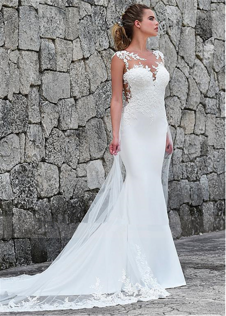 Fashionable Sleeveless Mermaid Dresses With Lace Appliques Sweep Train Overskirt Bridal Dress Jewel Neck Illusion Back Wedding Gowns