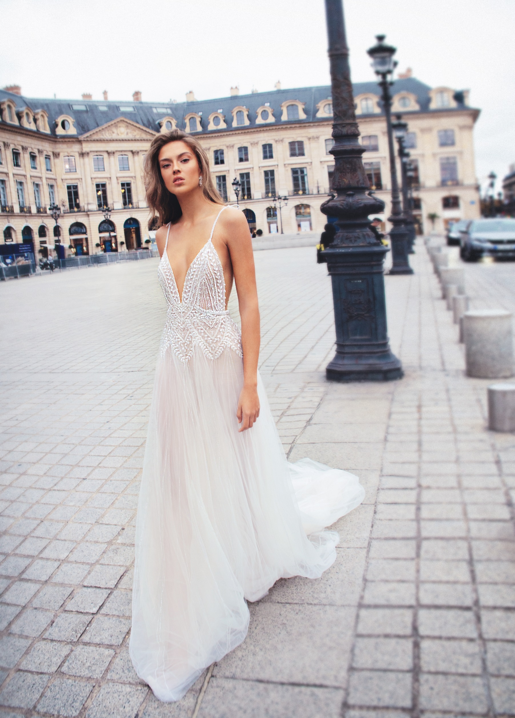 Elihav Sasson Beach Wedding Dresses Spaghetti Weave Lace Appliques Boho Wedding Dress A Line Backless Vestidos De Novia