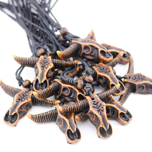 Jewelry Wholesale 12PCS Cool Boy men's Brown Simulation bone carving Bull head skull Pendant Necklace Gift, Silver
Jewelry Wholesale 12PCS Cool Boy men's Brown Simulation bone carving Bull head skull Pendant Necklace Gift, Silver
