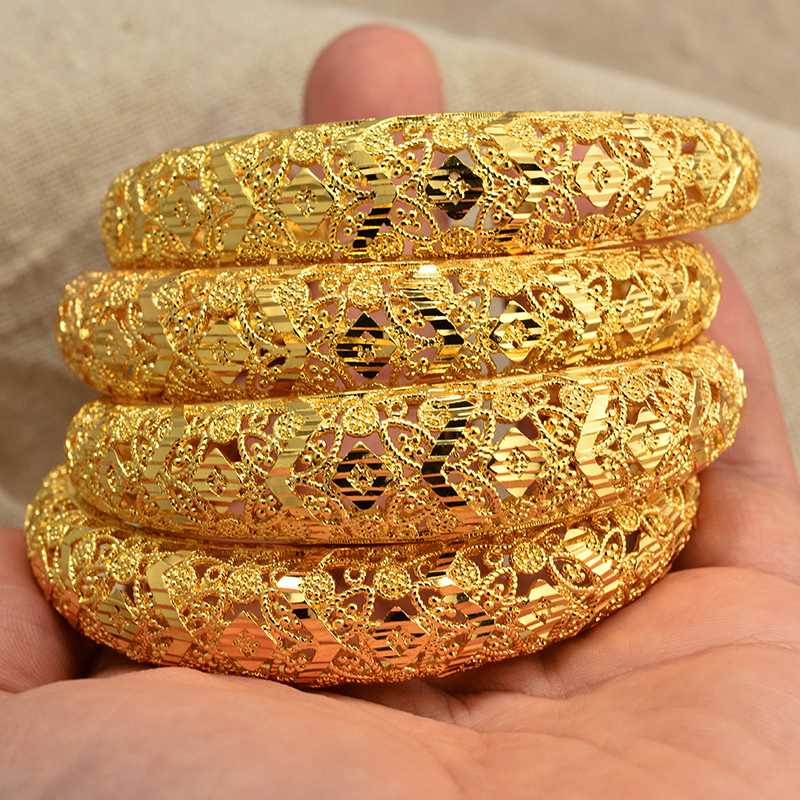 Bangle 4 Pieces/Lot Gold Color Dubai Bangles For Women Ethiopian Bracelets Middle East Wedding Jewelry African Gifts
Bangle 4 Pieces/Lot Gold Color Dubai Bangles For Women Ethiopian Bracelets Middle East Wedding Jewelry African Gifts