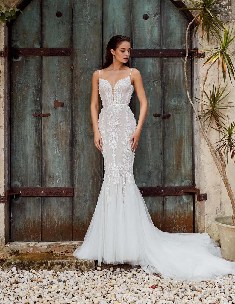 2019 Mermaid Wedding Dresses Lace Appliqued Sequins Sweep Train Country Bridal Gowns Beach Robe De Mariée Boho Wedding Dress