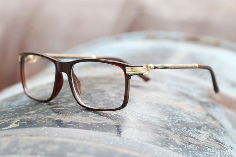 Designer Fashion optical frames men and women Square business casual style shape sunnies Framed Spectacles ic Simple Ornamental eyeglasses Good qualit