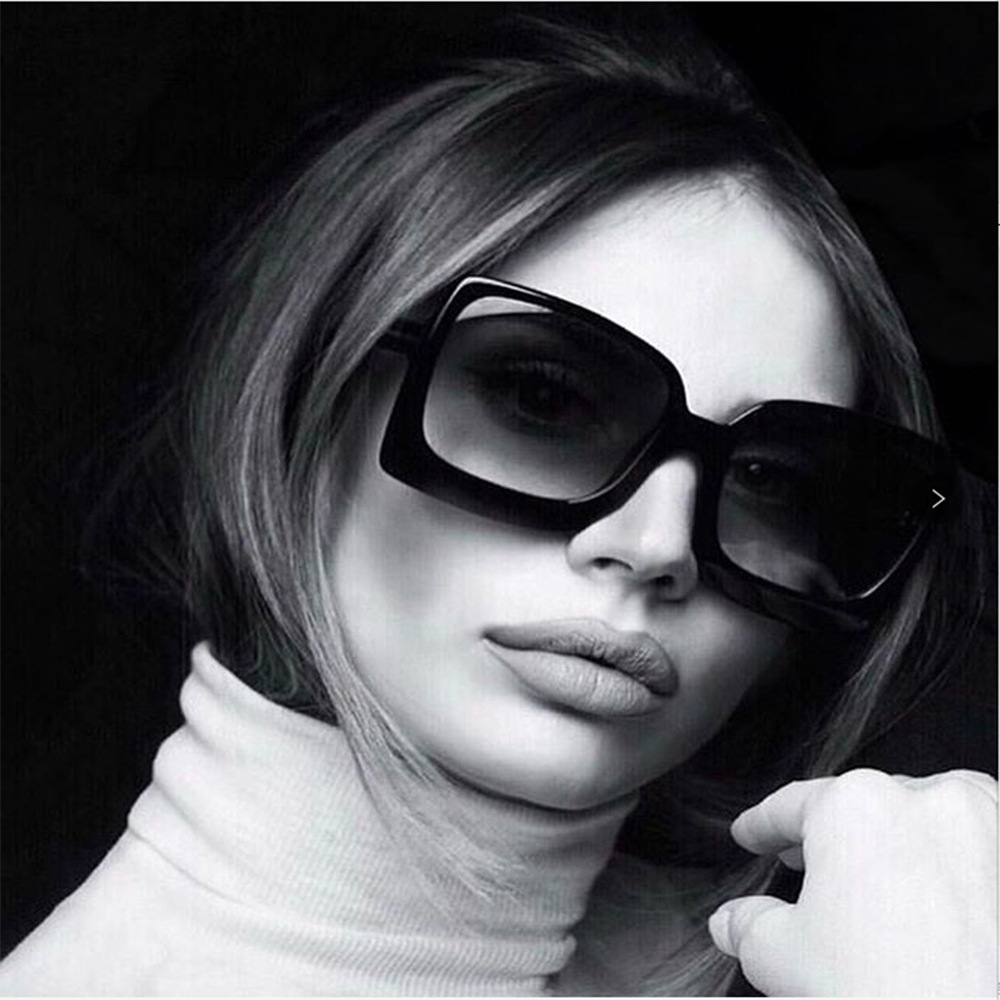 2020 new fashion retro Large Frame sunglasses Women men's Classic driving Sunglasses color changing Sunglasses 6colors 97053
2020 new fashion retro Large Frame sunglasses Women men's Classic driving Sunglasses color changing Sunglasses 6colors 97053