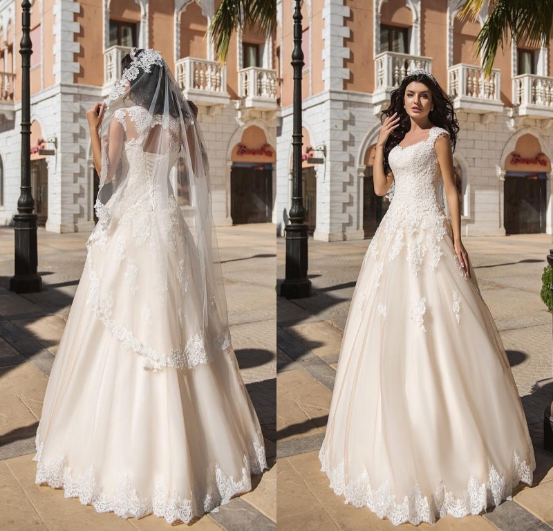 Elegant Ball Gown Wedding Dress Sweetheart Sleeveless Hollow Back Applique Pearls Wedding Dress Floor Length Vestidos De Novia, Sage
Elegant Ball Gown Wedding Dress Sweetheart Sleeveless Hollow Back Applique Pearls Wedding Dress Floor Length Vestidos De Novia, Sage