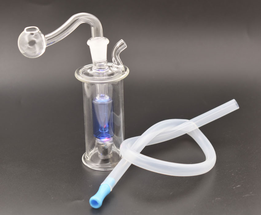 Led glass Bongs Unique Design Mini Glass Water Pipes Multicolor LED Light mini Recycler Oil Rig bong with Hose and glass oil burner pipe
Led glass Bongs Unique Design Mini Glass Water Pipes Multicolor LED Light mini Recycler Oil Rig bong with Hose and glass oil burner pipe