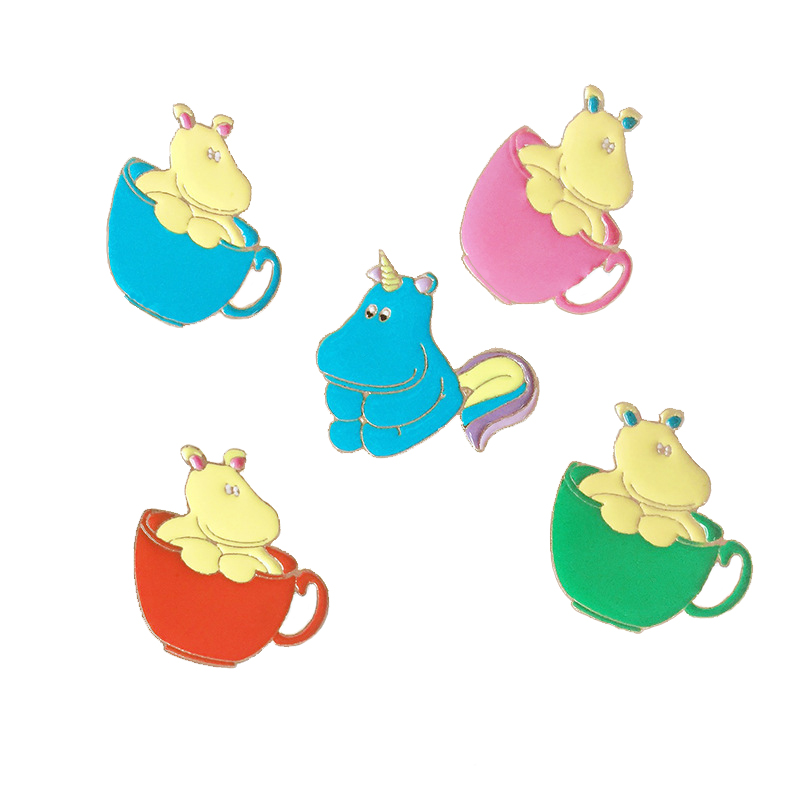 New hot-selling colored cup hippo brooch, cartoon animal cute hippo unicorn brooch jewelry for children's gift
New hot-selling colored cup hippo brooch, cartoon animal cute hippo unicorn brooch jewelry for children's gift