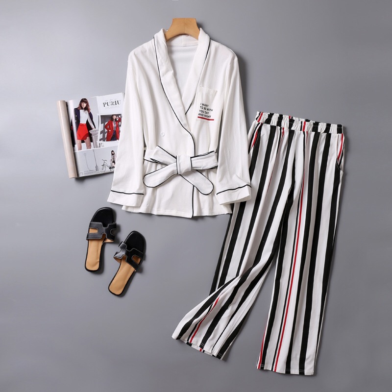 V-NeckWomen Cotton Sleepwear Bow Pyjamas Women Stripe Female Suit Fashion Women Pajamas Autumn Long Sleeve Home Wear Comfortable, As the photo
V-NeckWomen Cotton Sleepwear Bow Pyjamas Women Stripe Female Suit Fashion Women Pajamas Autumn Long Sleeve Home Wear Comfortable, As the photo