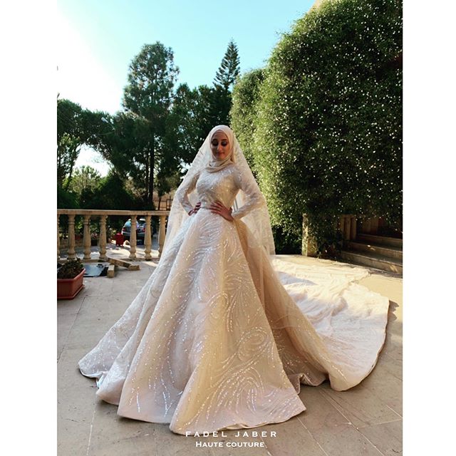 2020 Vintage Muslim Wedding Dresses Appliqued Sequins Jewel Neck Chapel Train Custom Made Long Sleeve Weeding Gowns Luxury Abiti Da Sposa