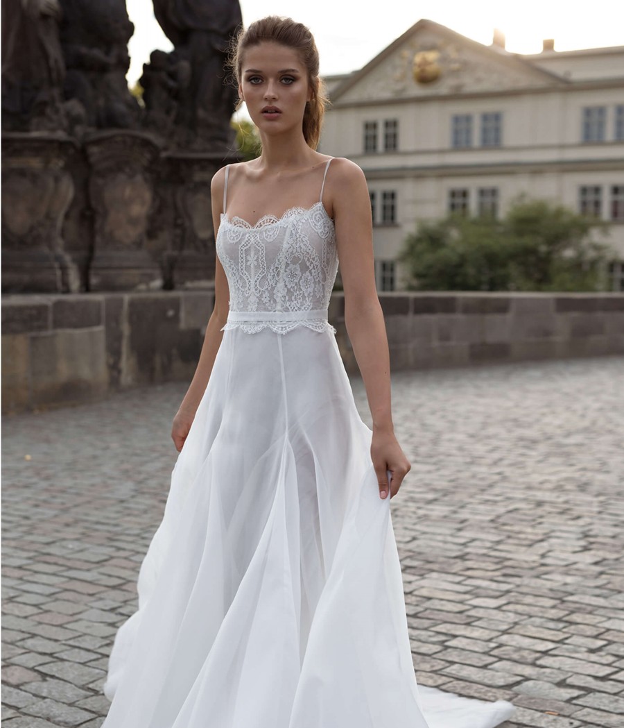 Line Cheap A Lace Beach Wedding Dresses Spaghetti Straps Neck Bohemian Bridal Gowns Tulle Sweep Train Robe De Marie