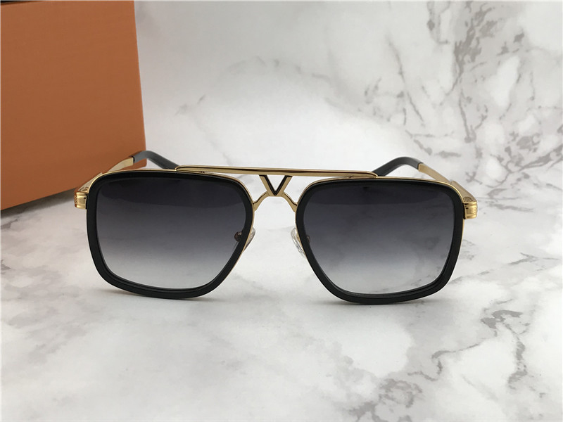 Gold Square Pilot Sunglasses Grey Shaded lens Sun Glasses Men Brand Designer sunglasses Shades Top Quality New With Box, White;black
Gold Square Pilot Sunglasses Grey Shaded lens Sun Glasses Men Brand Designer sunglasses Shades Top Quality New With Box, White;black