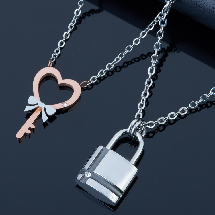 Fashion Jewelry Key and Lock Sweet Love Stainless Steel Couples Collarbone Pendant Necklace Wholesale
Fashion Jewelry Key and Lock Sweet Love Stainless Steel Couples Collarbone Pendant Necklace Wholesale