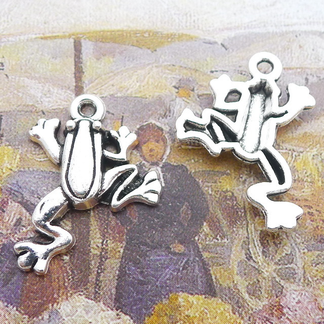 B2015 18*24mm Frog Ancient Silver Combine Gold Product Parts 100 Individual / Package 1.5 G
B2015 18*24mm Frog Ancient Silver Combine Gold Product Parts 100 Individual / Package 1.5 G