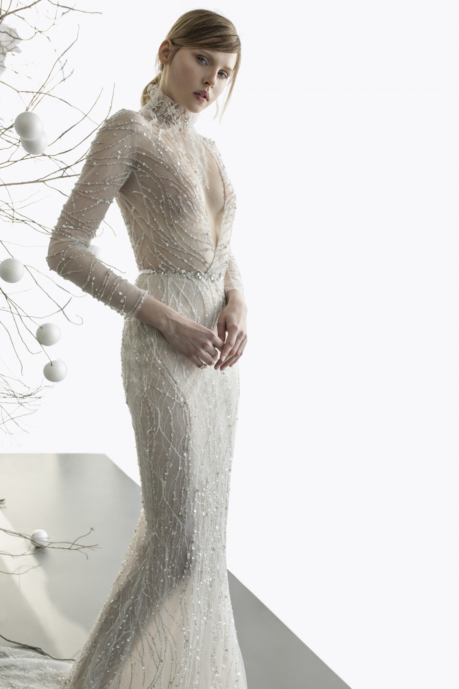 Lace Mermaid Wedding Dresses Deep V Neck Lace Sequins Beads Long Sleeve Beach Wedding Dress Illusion Bodice Sexy Country Bridal Gowns