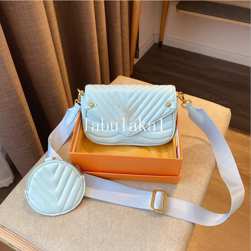 Leather bags handbags women famous brands shoulder bag handbags purses chain fashion crossbody bag with box
Leather bags handbags women famous brands shoulder bag handbags purses chain fashion crossbody bag with box