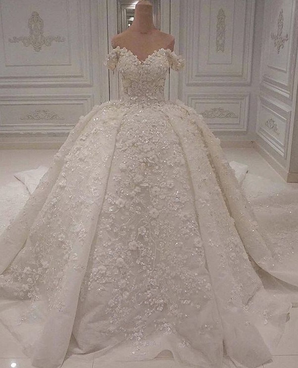 Luxury Lace Ball Gown Wedding Dresses Floral Appliques Lace Beaded Court Train Bridal Gowns 2019 Off Shoulder vestidos de novia