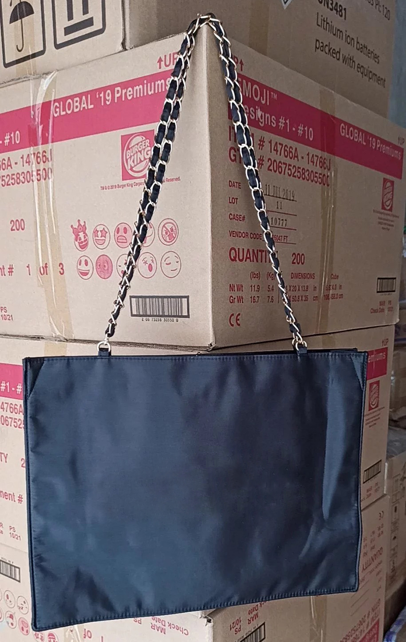 Vip gift~Fashion C Women Shopping bag tote bale Storage box for ladies favorite vogue items
Vip gift~Fashion C Women Shopping bag tote bale Storage box for ladies favorite vogue items