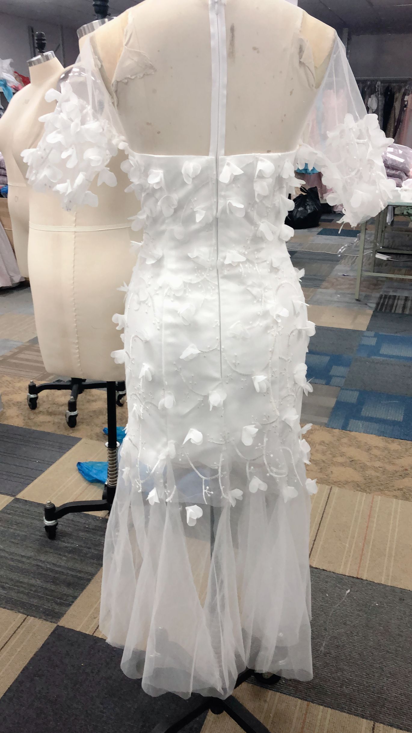 Elegant Off the Shoulder Wedding Evening Gowns with Lace Flowers Tea-length Robe De Soiree Cheap Hot Cocktail Club Bridal Party Gowns