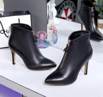 Hot Sale-white black pointed high heel ankle boots international women's designer zipper dress wedding model shoes
Hot Sale-white black pointed high heel ankle boots international women's designer zipper dress wedding model shoes