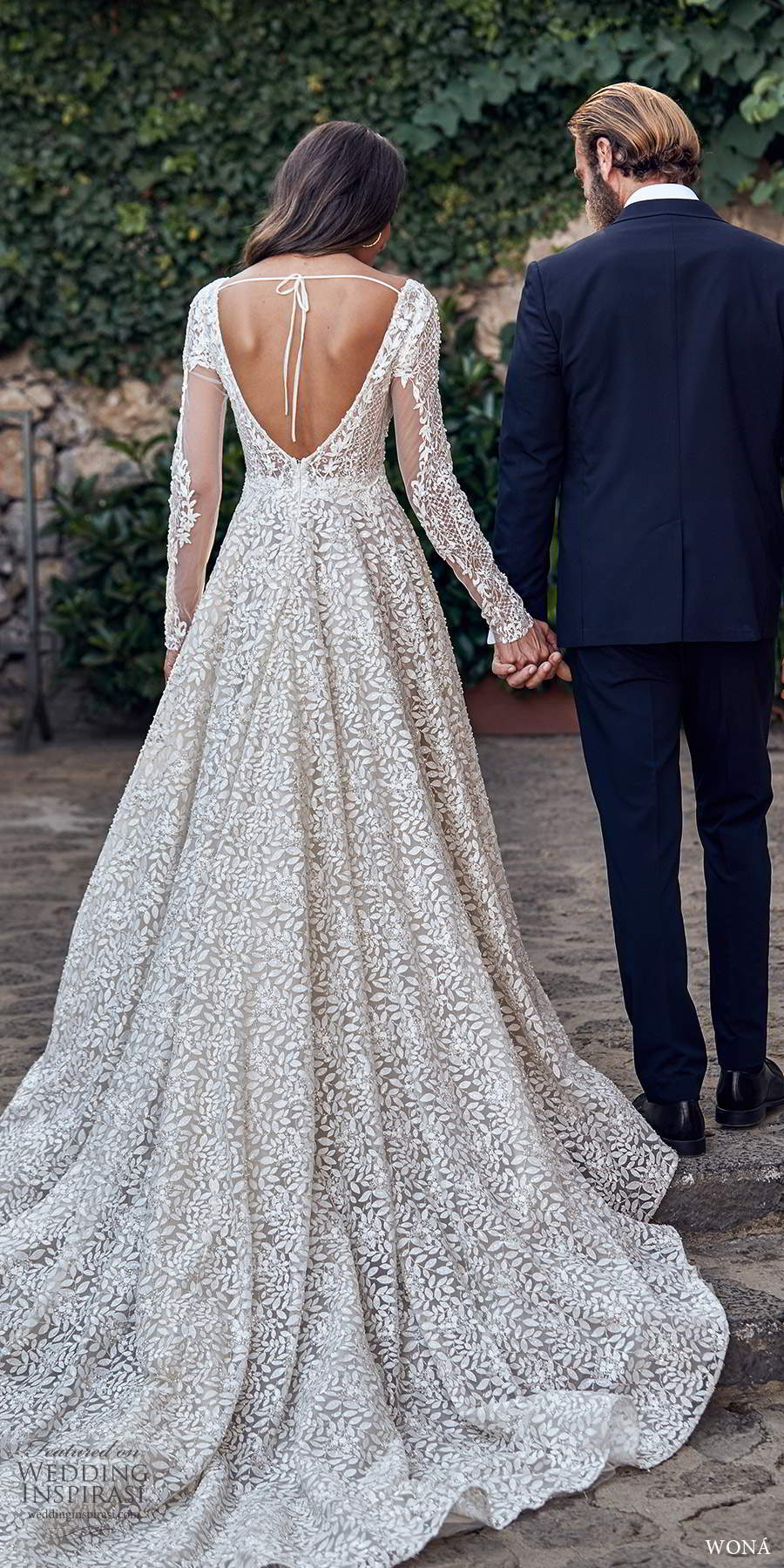 Spring Lace Wedding Dresses V Neck Flower Appliques Long Sleeve Backless Sweep Train Bridal Gowns robes de mariée