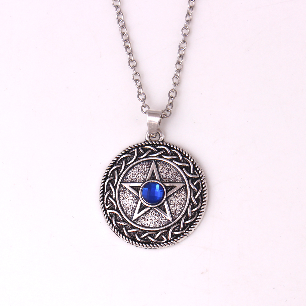 HY154 High popularity link chain jewelry hot five-pointed star round talisman religious pendant necklace with gemstone
HY154 High popularity link chain jewelry hot five-pointed star round talisman religious pendant necklace with gemstone