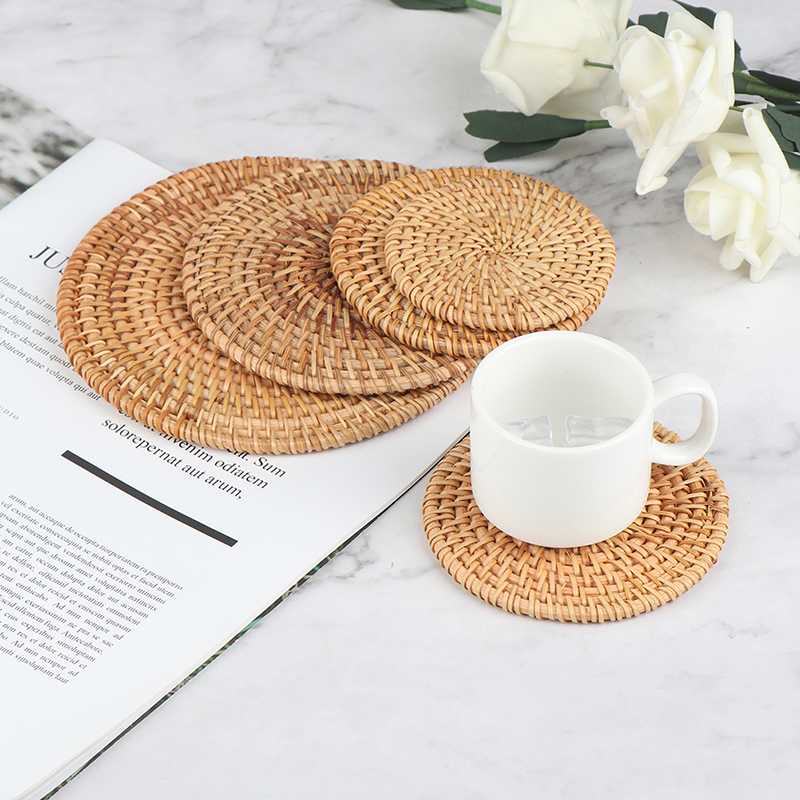 1pc 4 Sizes Rattan Placemat Kitchen Table Bowl Mat Durable Hand Woven Insulation Coffee Cup Teapot Mat
1pc 4 Sizes Rattan Placemat Kitchen Table Bowl Mat Durable Hand Woven Insulation Coffee Cup Teapot Mat