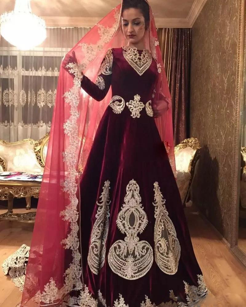 Muslim Bury Lace Appliqued Wedding Dresses Jewel Neck A E Long Sleeves Arabic Bridal Gowns Plus Size Veet Robe De Mari E