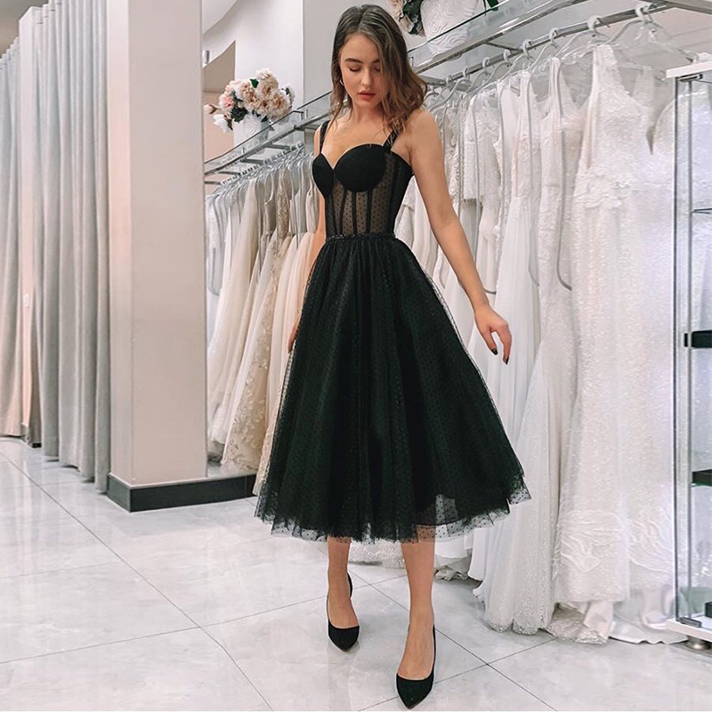 vestidos de fiesta cortos Black Tulle Short Homecoming Dresses Spaghetti Strap Prom Party Gowns Length 2020
vestidos de fiesta cortos Black Tulle Short Homecoming Dresses Spaghetti Strap Prom Party Gowns Length 2020