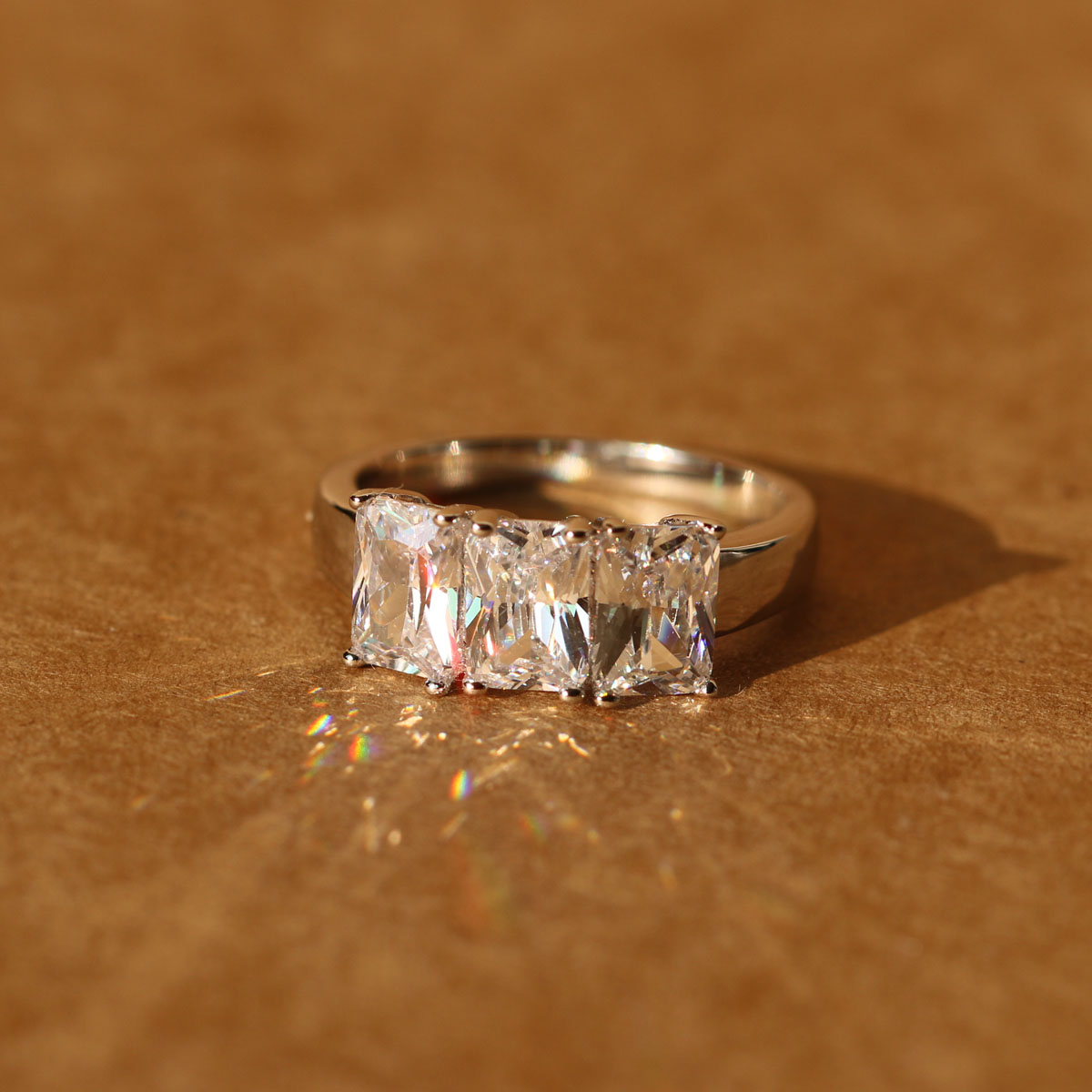 Fashion- Three Princess Cut Stone White Gold Plated Rings Jewelry Rectangle Cubic Zircon Rings Party Jewelry Women Gift