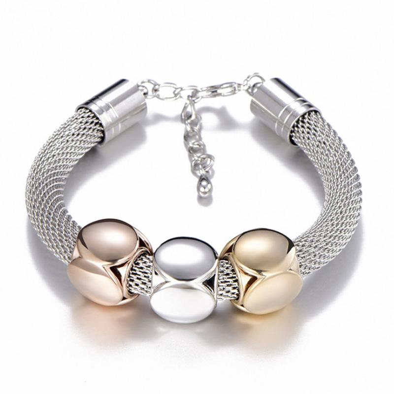 Link, Chain Bracelets & Bangles Classic Silver Color Love Cube Charm Mesh Metal Hollow Jewelry For Women Christmas Gifts B219
Link, Chain Bracelets & Bangles Classic Silver Color Love Cube Charm Mesh Metal Hollow Jewelry For Women Christmas Gifts B219