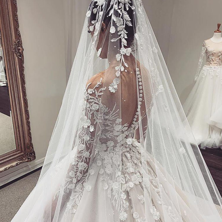 Vintage 3D Floral Appliques Wedding Dresses Sheer Jewel Neck Lace Tulle Garden Bridal Gowns vestido de novia Sexy Long Sleeve Dress