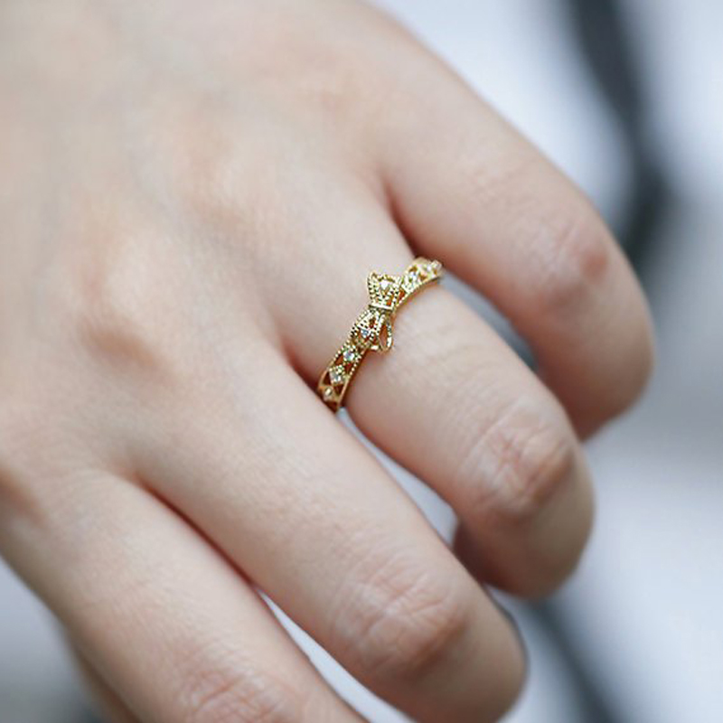 Japanese Creative Unique Gold Color Bowknot Rings for Women Elegant Delicate Inlaid Zircon Engagement Rings Bridal Jewelry Gifts
Japanese Creative Unique Gold Color Bowknot Rings for Women Elegant Delicate Inlaid Zircon Engagement Rings Bridal Jewelry Gifts