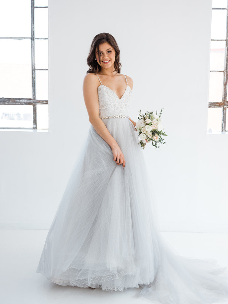 2019 Country Wedding Dresses Spaghetti Belt A Line Sexy Backless Sweep Train Crystal Bohemian Wedding Dress Plus Size Beach Bridal Gowns