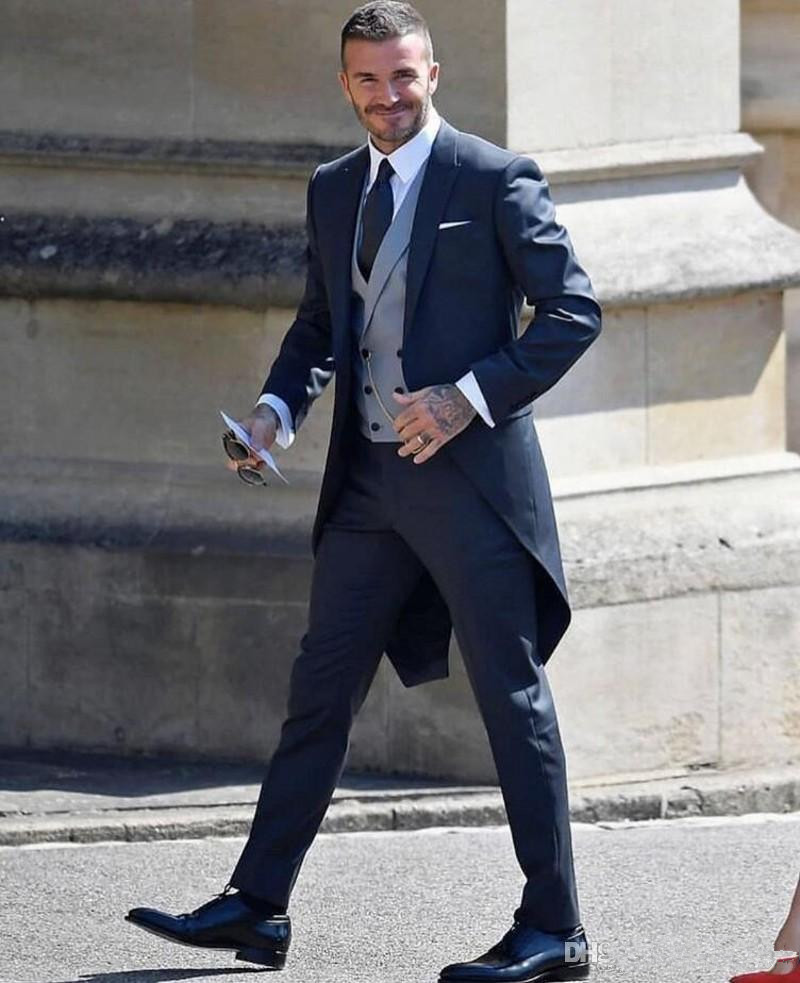 2019 New Wedding Tuxedos Tailmade Slim Fit Groom Wear Suits Custom Made Groomsmen Prom Party Suits (Jacket+Pants+Vest), Ivory
2019 New Wedding Tuxedos Tailmade Slim Fit Groom Wear Suits Custom Made Groomsmen Prom Party Suits (Jacket+Pants+Vest), Ivory